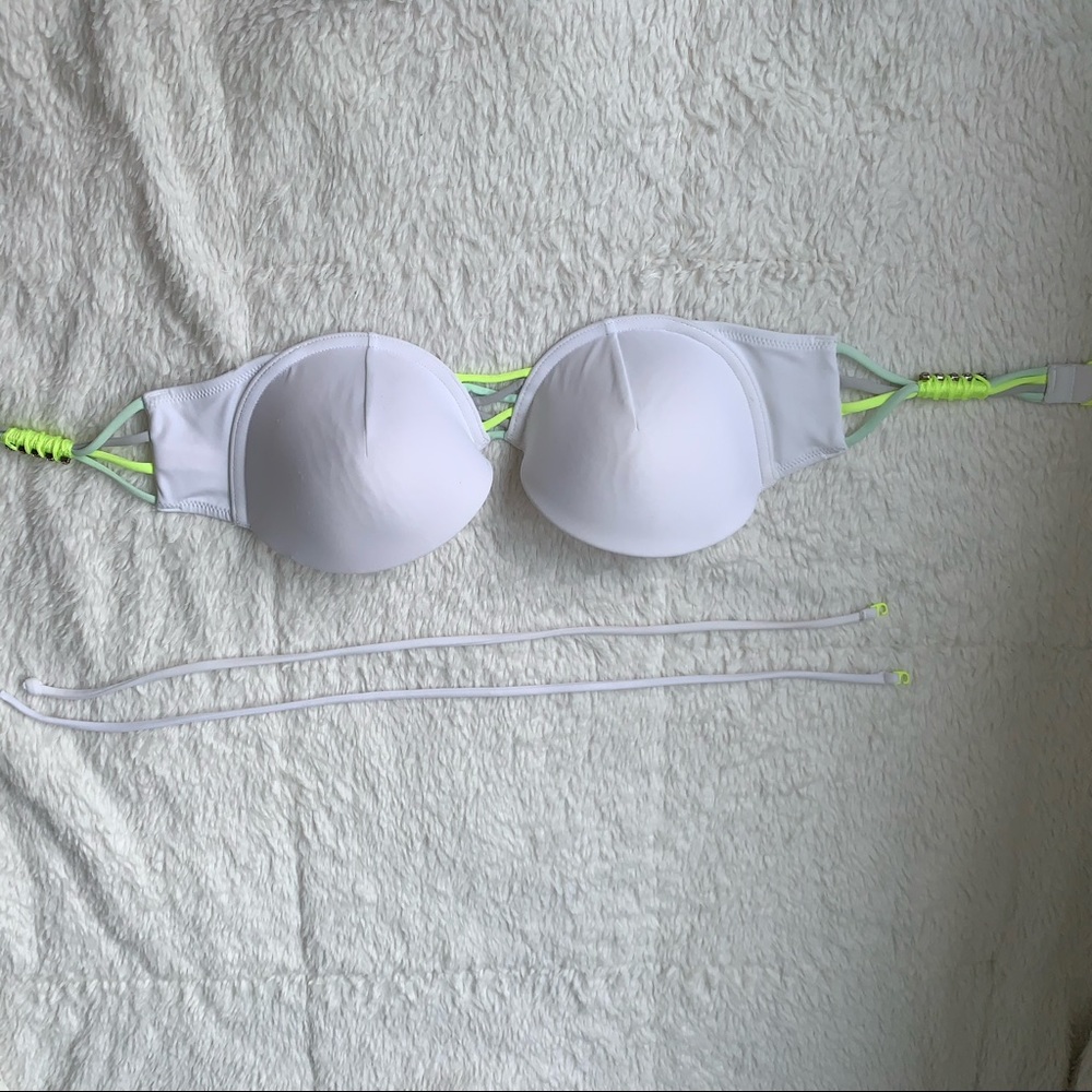 Victoria Secret Bikini Top with/without straps